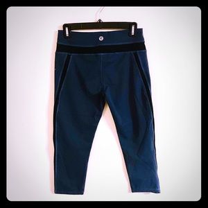 🍋EUC Lululemon Crop Leggings Mesh Panels Sz 8🍋